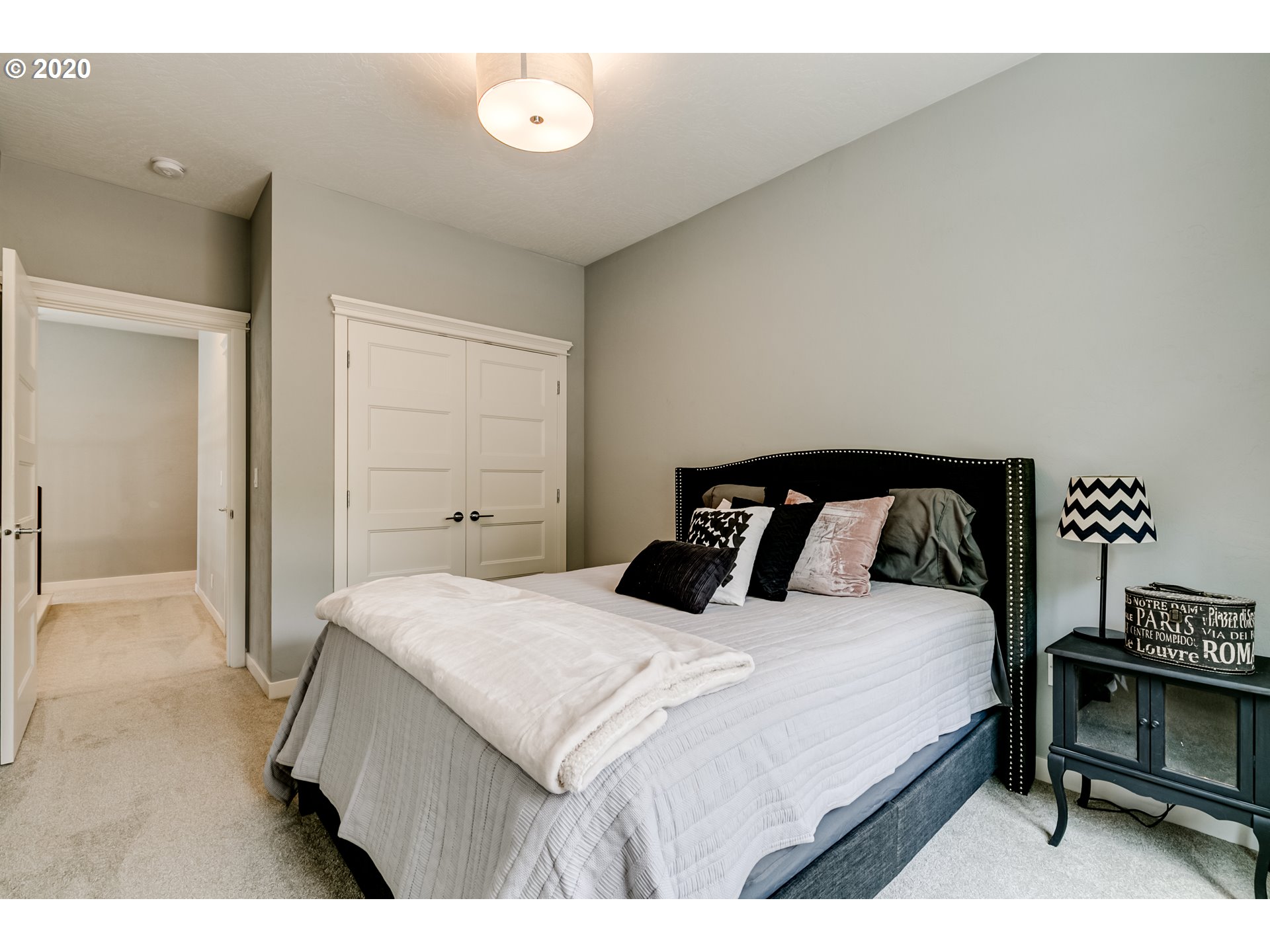 3655 Snowberry Road Eugene, OR 97403 - Photo 23 of 32 Bedroom