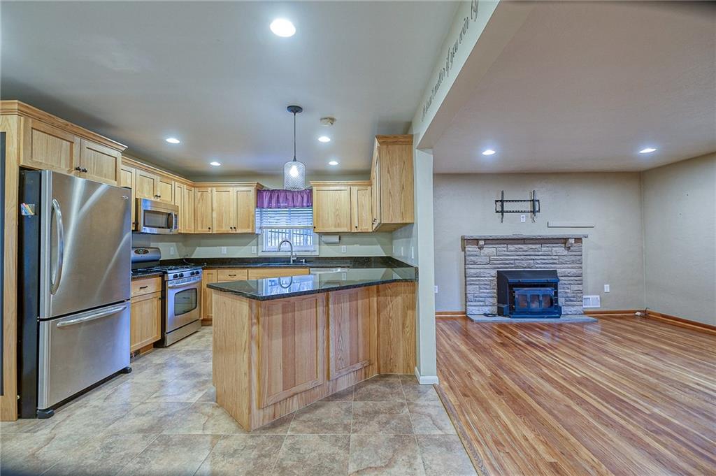 134 Perrymont Road Pittsburgh, PA 15237 - Photo 3 of 17 Gallery Image 3