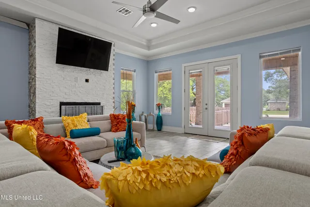 $925,000 | 7411 Woodland Drive, Pass Christian, MS 39571