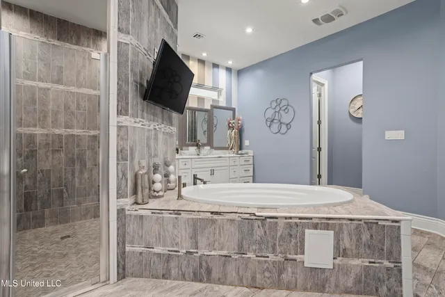 $925,000 | 7411 Woodland Drive, Pass Christian, MS 39571