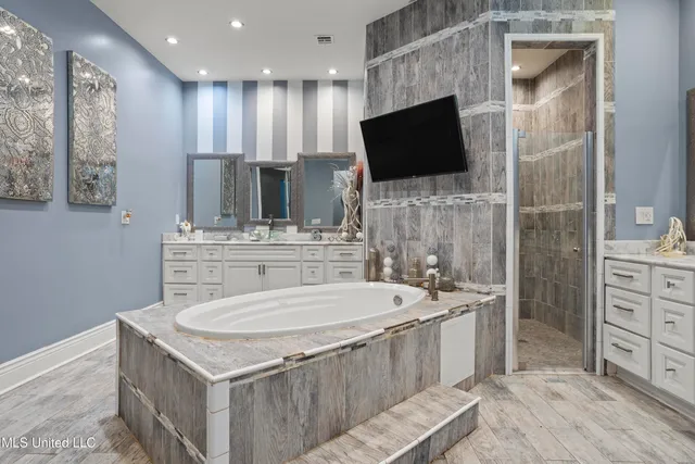 $925,000 | 7411 Woodland Drive, Pass Christian, MS 39571