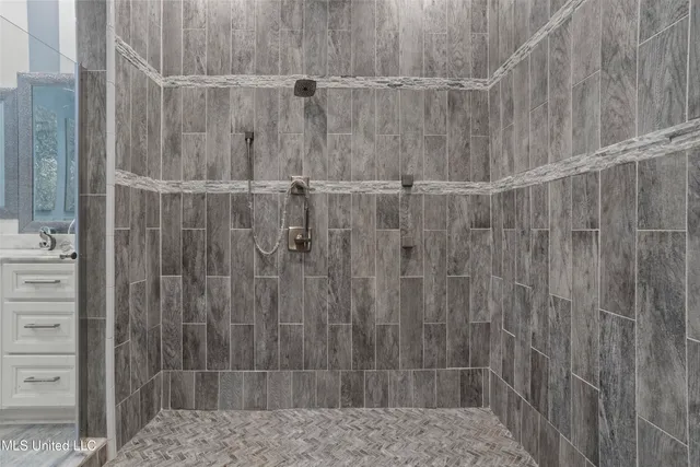 $925,000 | 7411 Woodland Drive, Pass Christian, MS 39571