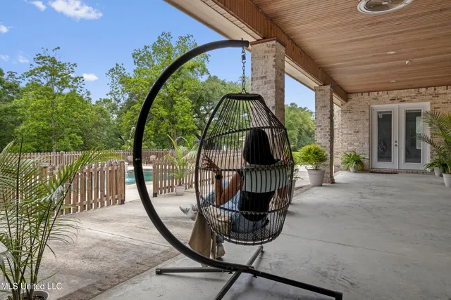 $925,000 | 7411 Woodland Drive, Pass Christian, MS 39571