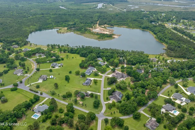 $925,000 | 7411 Woodland Drive, Pass Christian, MS 39571