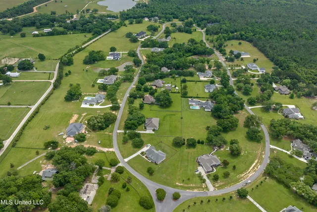 $925,000 | 7411 Woodland Drive, Pass Christian, MS 39571