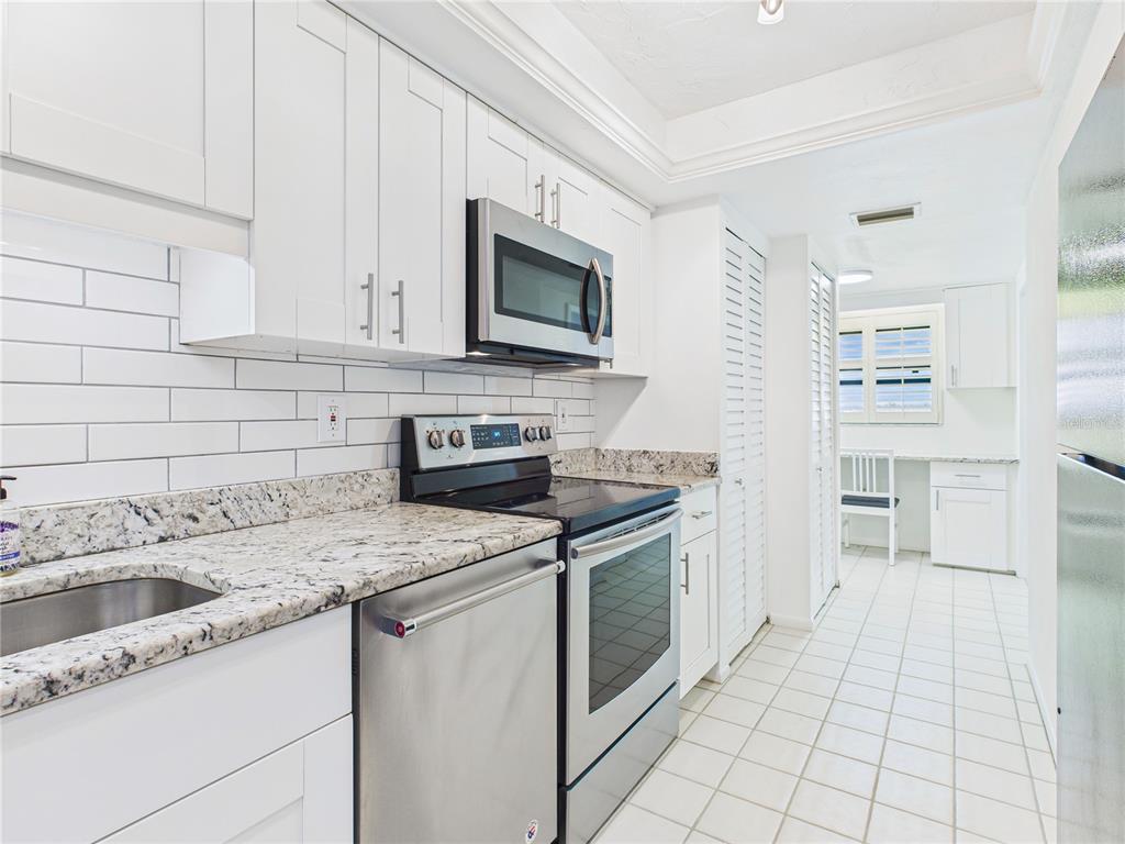 8767 Midnight Pass Road, Unit 403F Sarasota, FL 34242 - Photo 5 of 55 Gallery Image 5