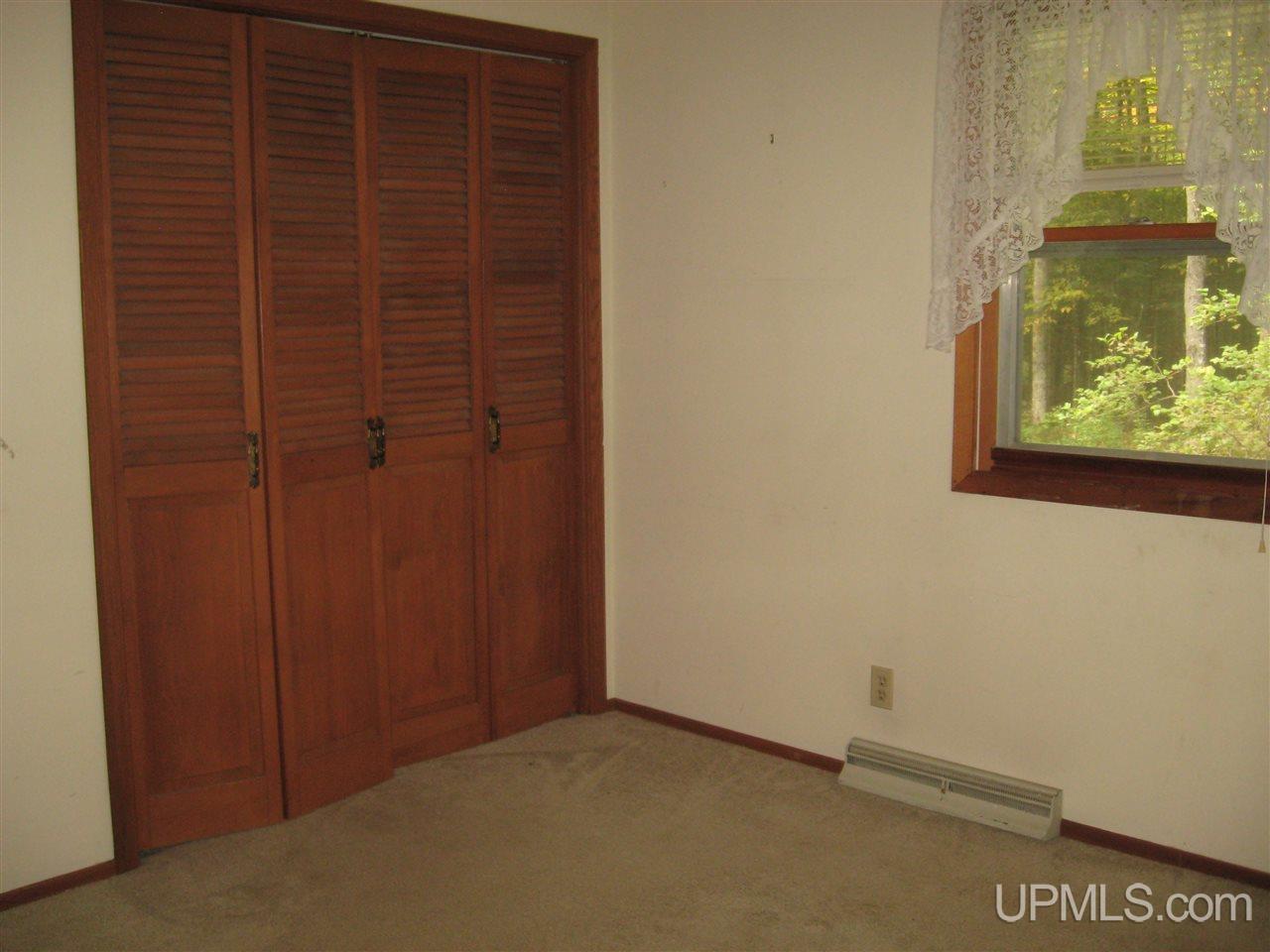 10697 South 75 Road Rapid River, MI 49878 - Photo 8 of 23