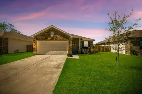 $2,200 | 20043 Poppy Hills Lane, Cleveland, TX 77327