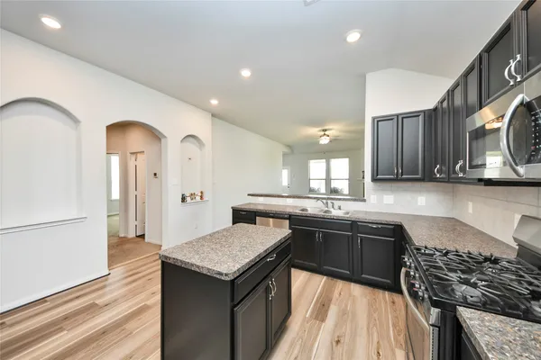 $2,200 | 20043 Poppy Hills Lane, Cleveland, TX 77327