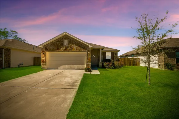 $2,150 | 20043 Poppy Hills Lane, Cleveland, TX 77327
