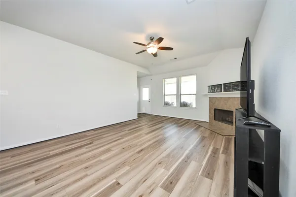 $2,200 | 20043 Poppy Hills Lane, Cleveland, TX 77327