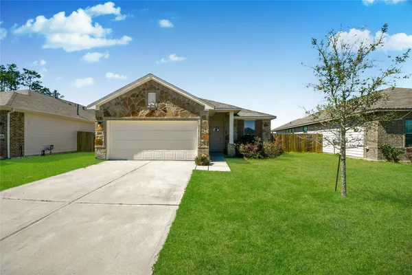 $2,150 | 20043 Poppy Hills Lane, Cleveland, TX 77327