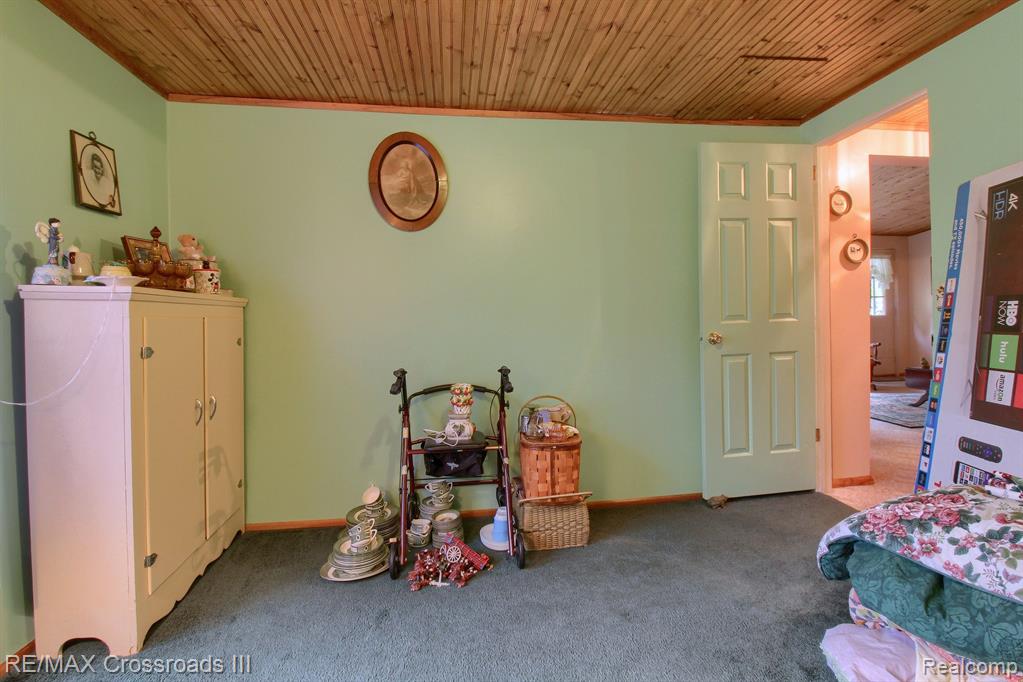 21900 Bohn Road Belleville, MI 48111 - Photo 28 of 35