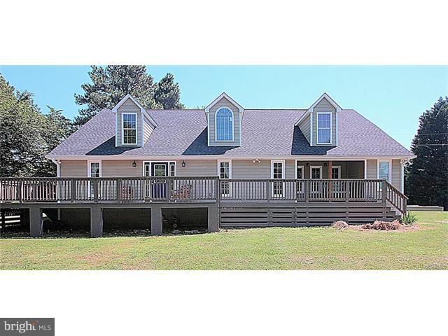 18248 Teman Road Beaverdam, VA 23015 - Photo 1 of 22 Exterior (Front)