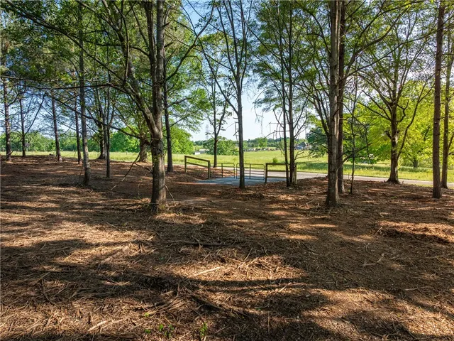 $174,900 | 1 Moorefield Memorial Highway, Liberty, SC 29657