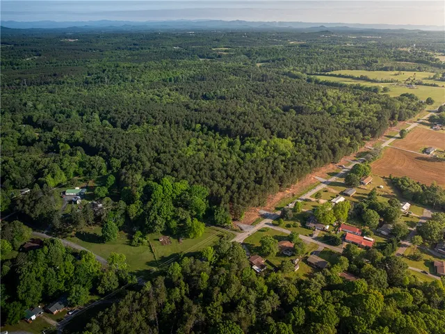 $174,900 | 1 Moorefield Memorial Highway, Liberty, SC 29657