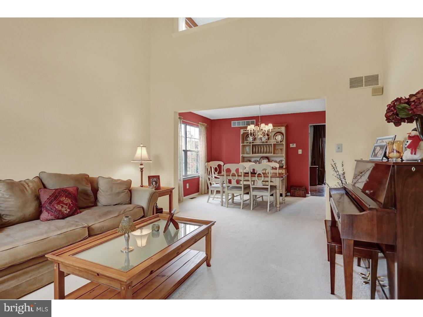940 Hamilton Road Collegeville, PA 19426 - Photo 6 of 20 Living Room