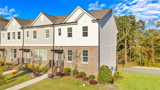 $2,700 | 1274 Ainsworth Alley, Sugar Hill, GA 30518