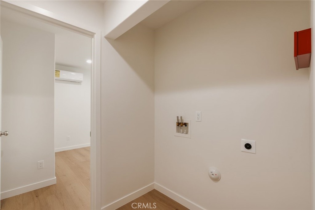 1806 South 8th Street, Unit B Alhambra, CA 91803 - Photo 25 of 44 a view of a room