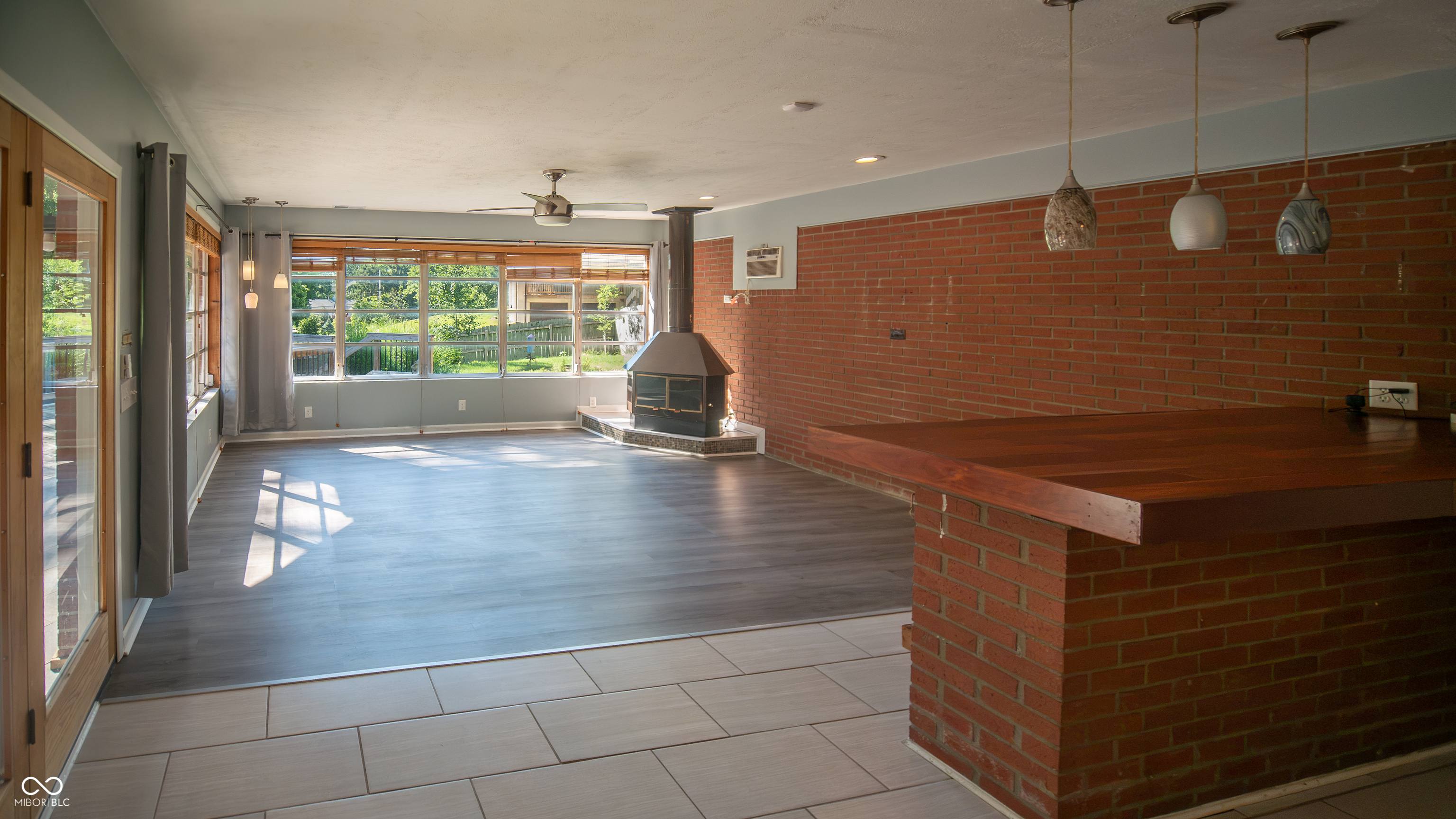 5855 Andover Road Indianapolis, IN 46220 - Photo 14 of 59
