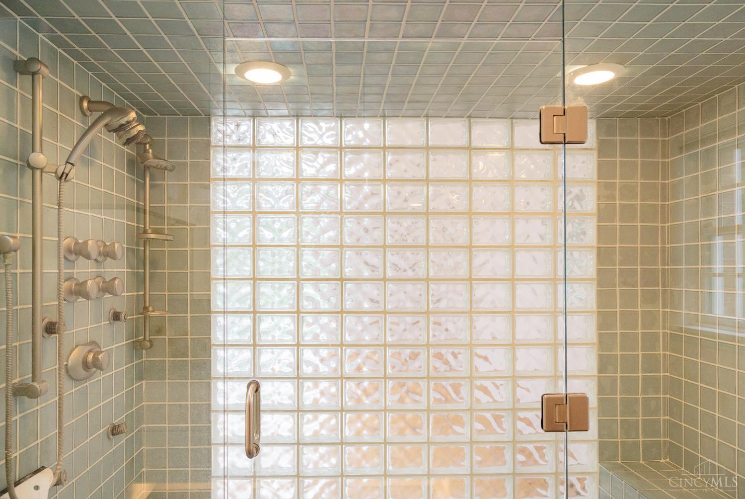 5765 Miami Road Cincinnati, OH 45243 - Photo 33 of 63 Gallery Image 33
