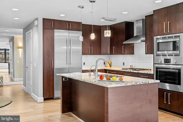 $5,000 | 7171 Woodmont Avenue, Unit 206, Bethesda, MD 20814