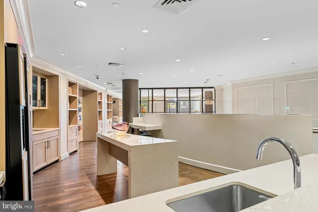 $5,000 | 7171 Woodmont Avenue, Unit 206, Bethesda, MD 20814