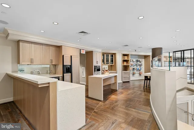 $5,000 | 7171 Woodmont Avenue, Unit 206, Bethesda, MD 20814