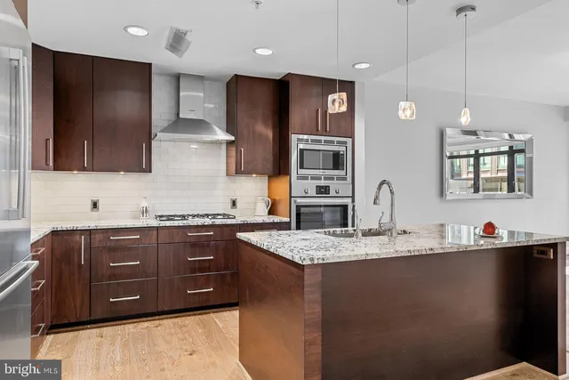 $5,000 | 7171 Woodmont Avenue, Unit 206, Bethesda, MD 20814