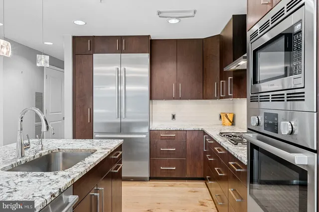 $5,000 | 7171 Woodmont Avenue, Unit 206, Bethesda, MD 20814