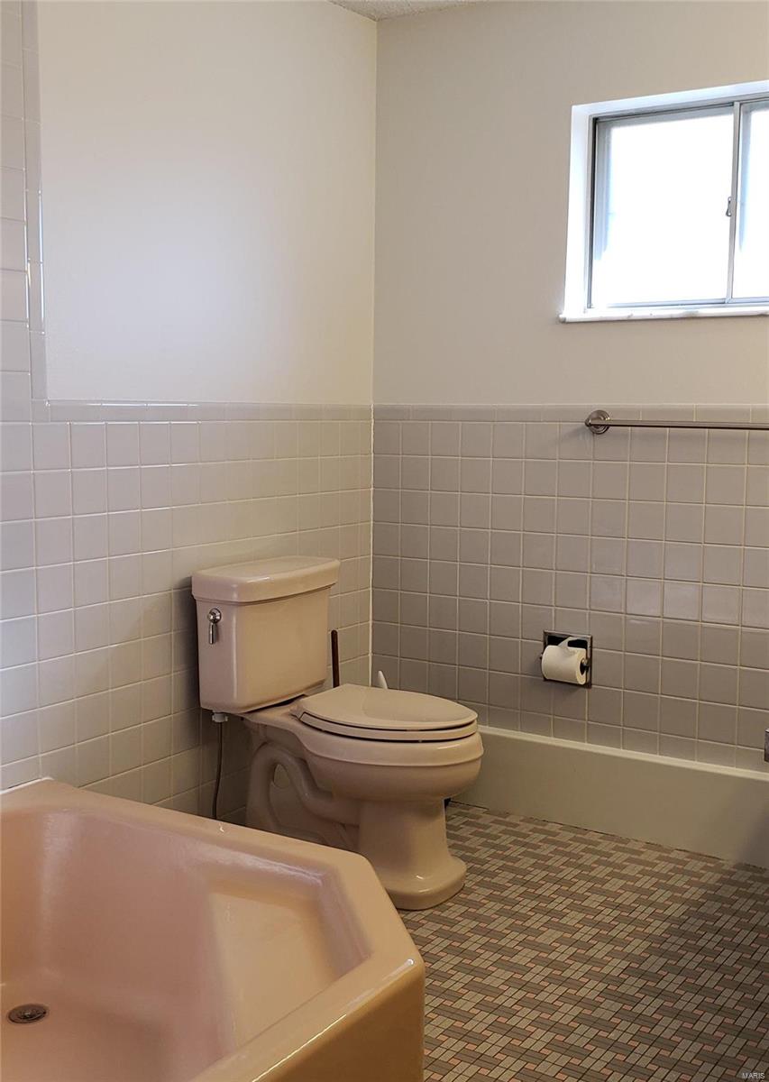 590 Magoffin Road St. Louis, MO 63129 - Photo 36 of 44 Gallery Image 36