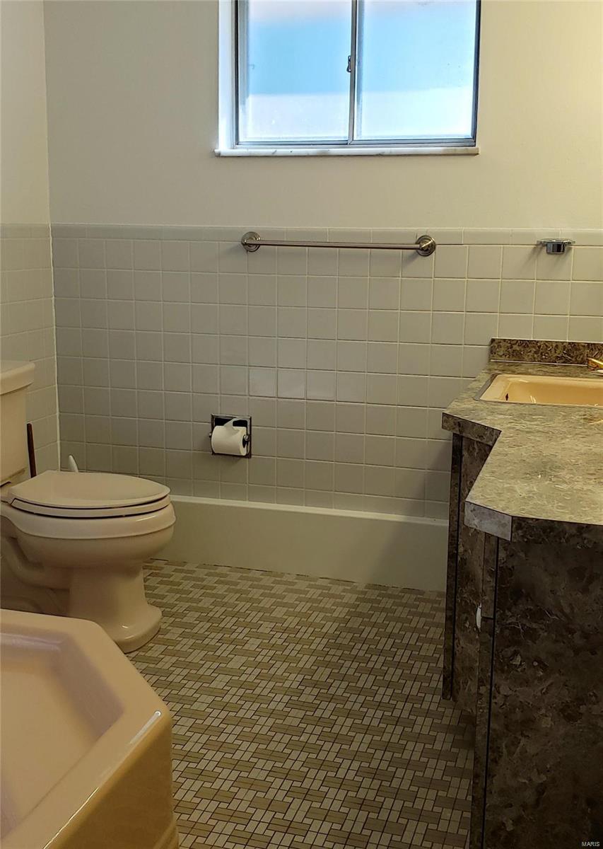 590 Magoffin Road St. Louis, MO 63129 - Photo 37 of 44 Gallery Image 37