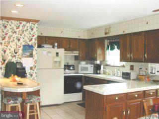 1504 Larkin Road Boothwyn, PA 19061 - Photo 2 of 6 Gallery Image 2