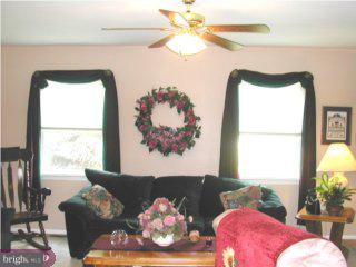 1504 Larkin Road Boothwyn, PA 19061 - Photo 4 of 6 Gallery Image 4