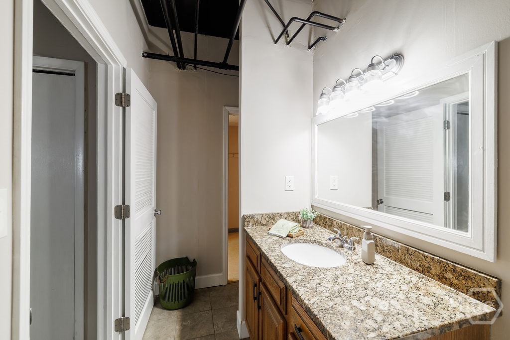 131 East Broad Street, Unit 409 Athens, GA 30601 - Photo 10 of 29 Gallery Image 10