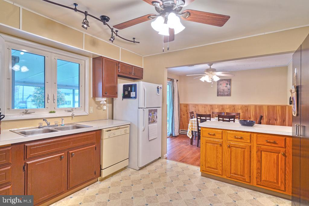 3235 Center Road Northampton, PA 18067 - Photo 8 of 20 Gallery Image 8