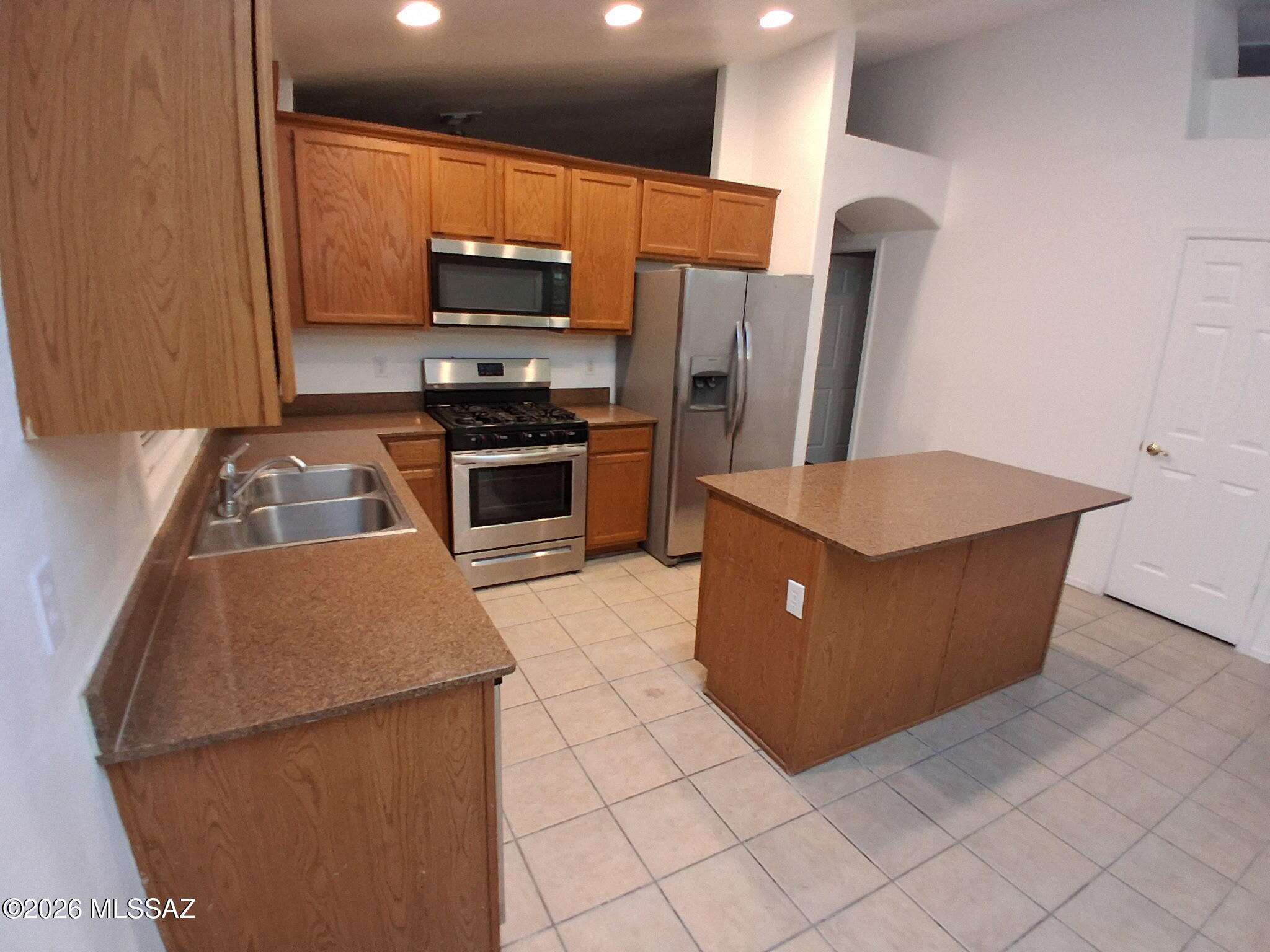 3595 South Desert Promenade Road Tucson, AZ 85735 - Photo 6 of 20 8989590597977935549