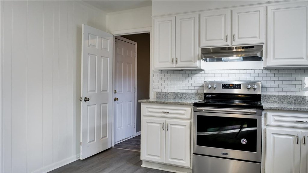 2536 Crosscreek Road Hephzibah, GA 30815 - Photo 3 of 18 Gallery Image 3