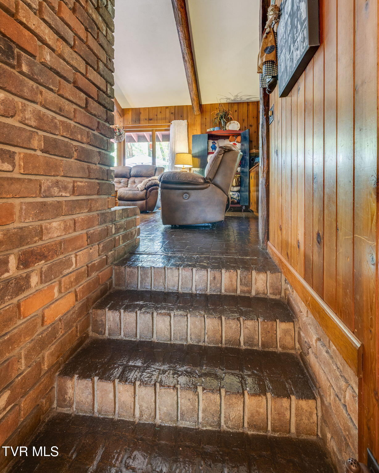 1236 Goshen Valley Road Church Hill, TN 37642 - Photo 17 of 47 016