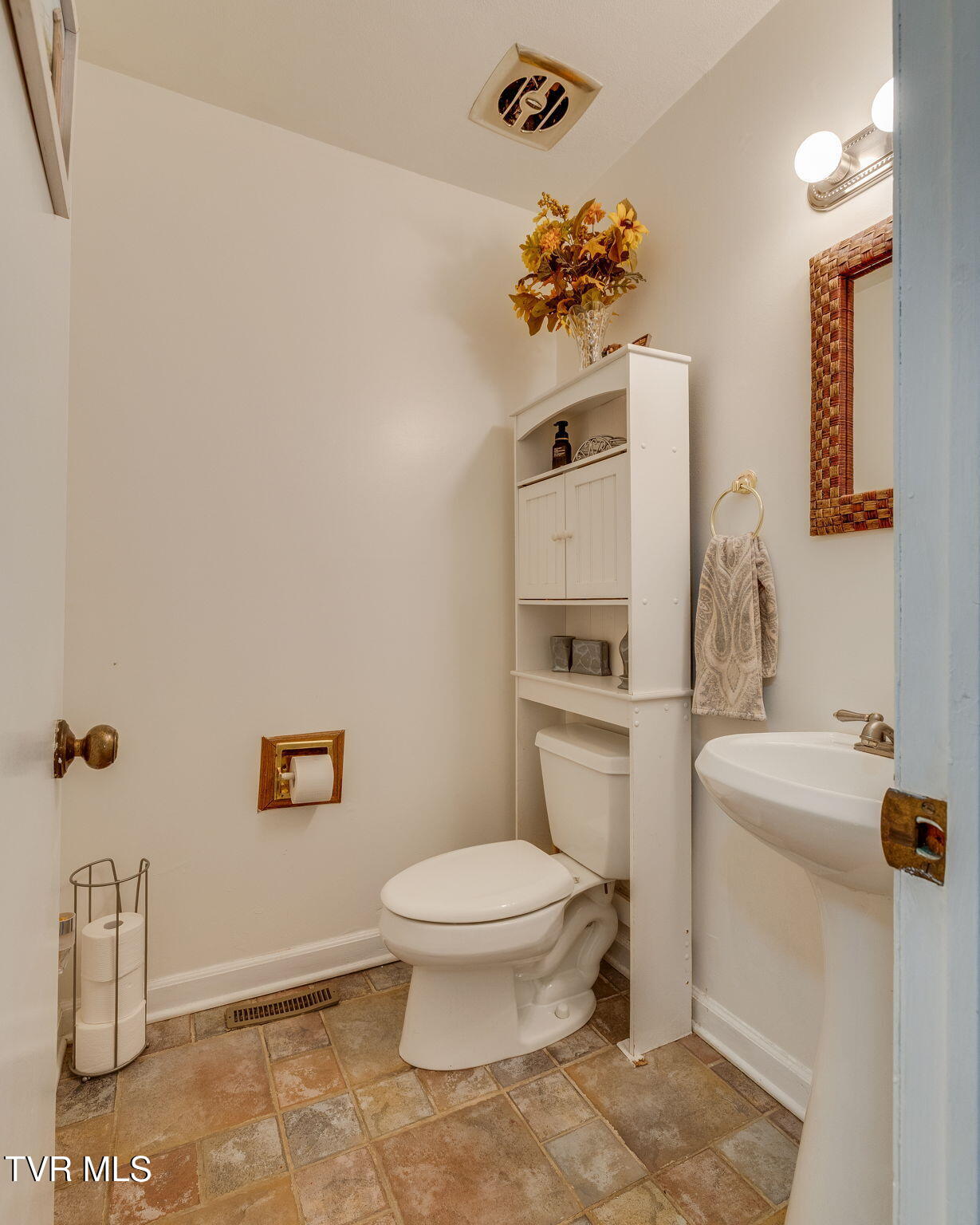 1236 Goshen Valley Road Church Hill, TN 37642 - Photo 28 of 47 027