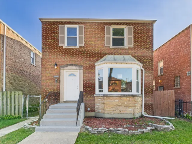 $289,900 | 5333 West Quincy Street, Chicago, IL 60644
