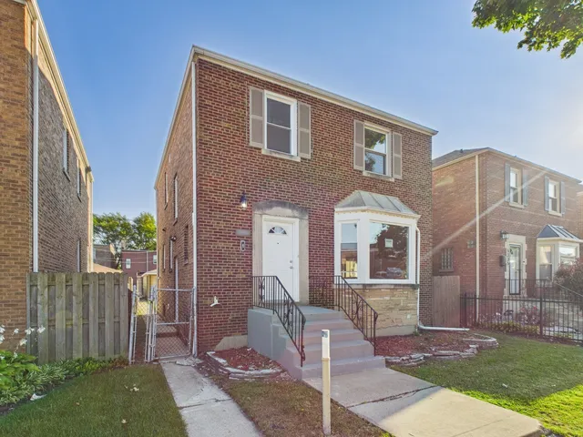 $289,900 | 5333 West Quincy Street, Chicago, IL 60644
