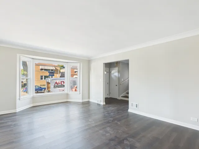 $289,900 | 5333 West Quincy Street, Chicago, IL 60644