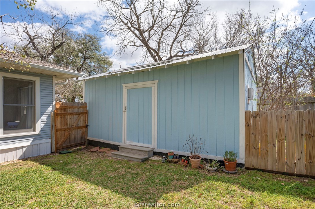 711 East 27th Street Bryan, TX 77803 - Photo 21 of 22