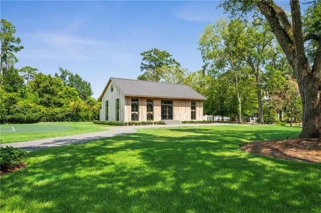 $4,950,000 | 622 South America Street, Covington, LA 70433