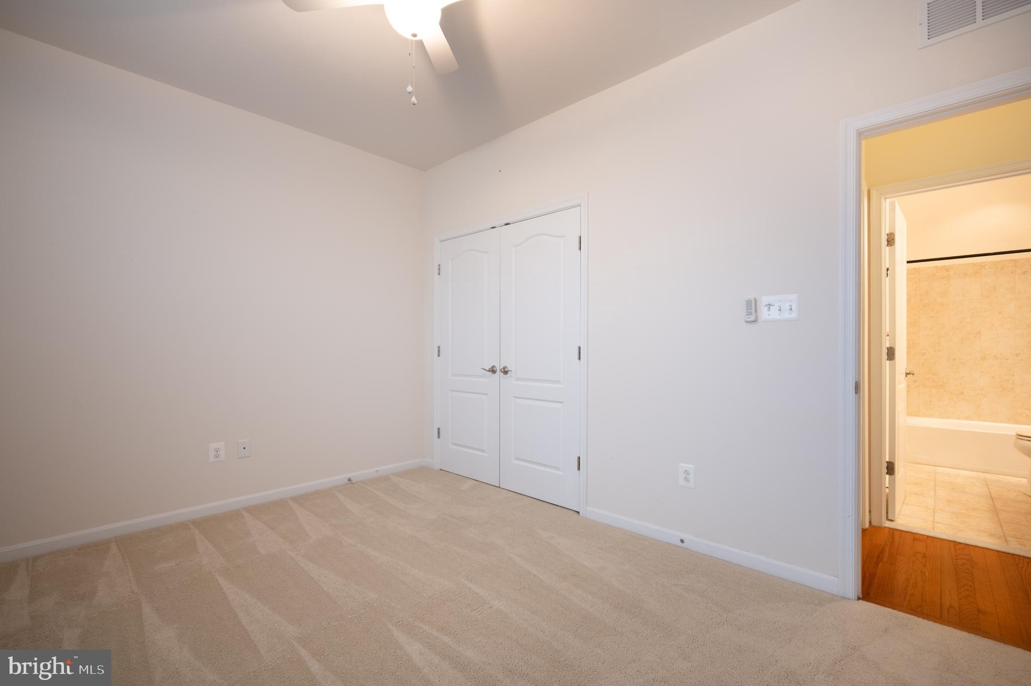 173 Silver Maple Road Middletown, DE 19709 - Photo 23 of 36 an empty room with a window