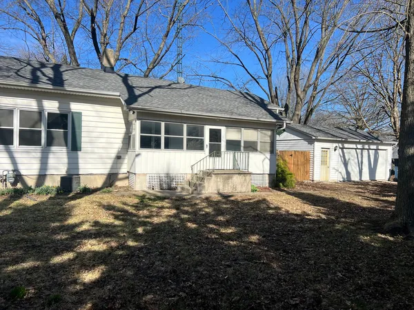 $123,500 | 207 Southwest 6th Street, Atlanta, IL 61723