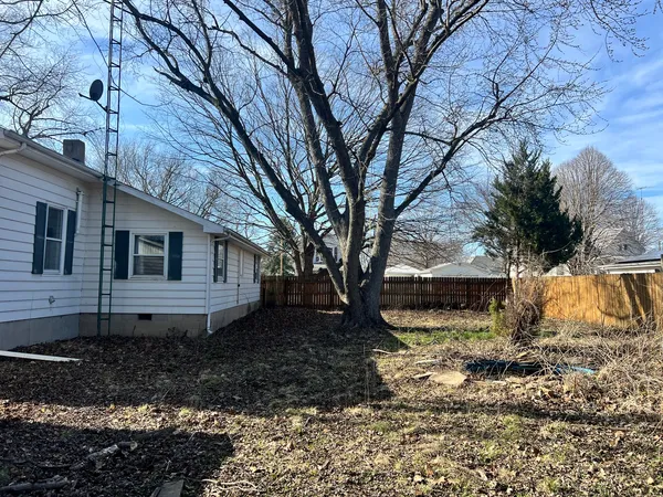 $123,500 | 207 Southwest 6th Street, Atlanta, IL 61723