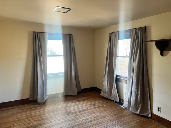 $123,500 | 207 Southwest 6th Street, Atlanta, IL 61723