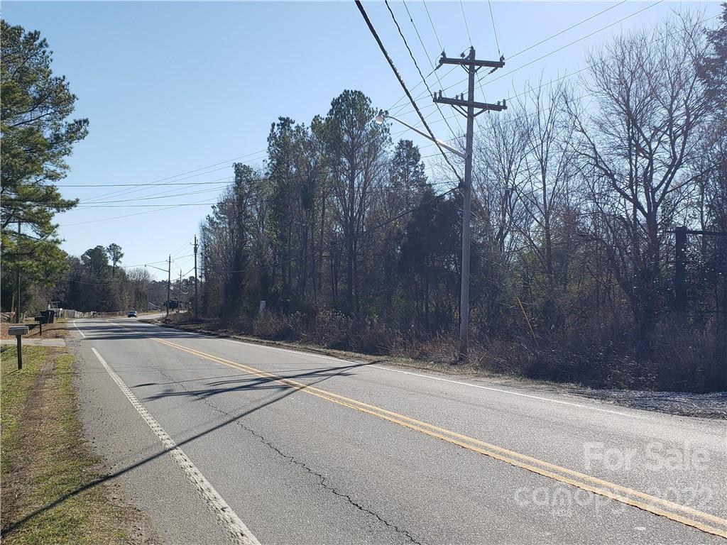 330 Porter Road Rock Hill, SC 29730 - Photo 11 of 32 a view of a yard